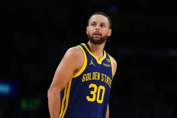 Steph Curry Signs $62.6 Million Extension with Golden State Warriors